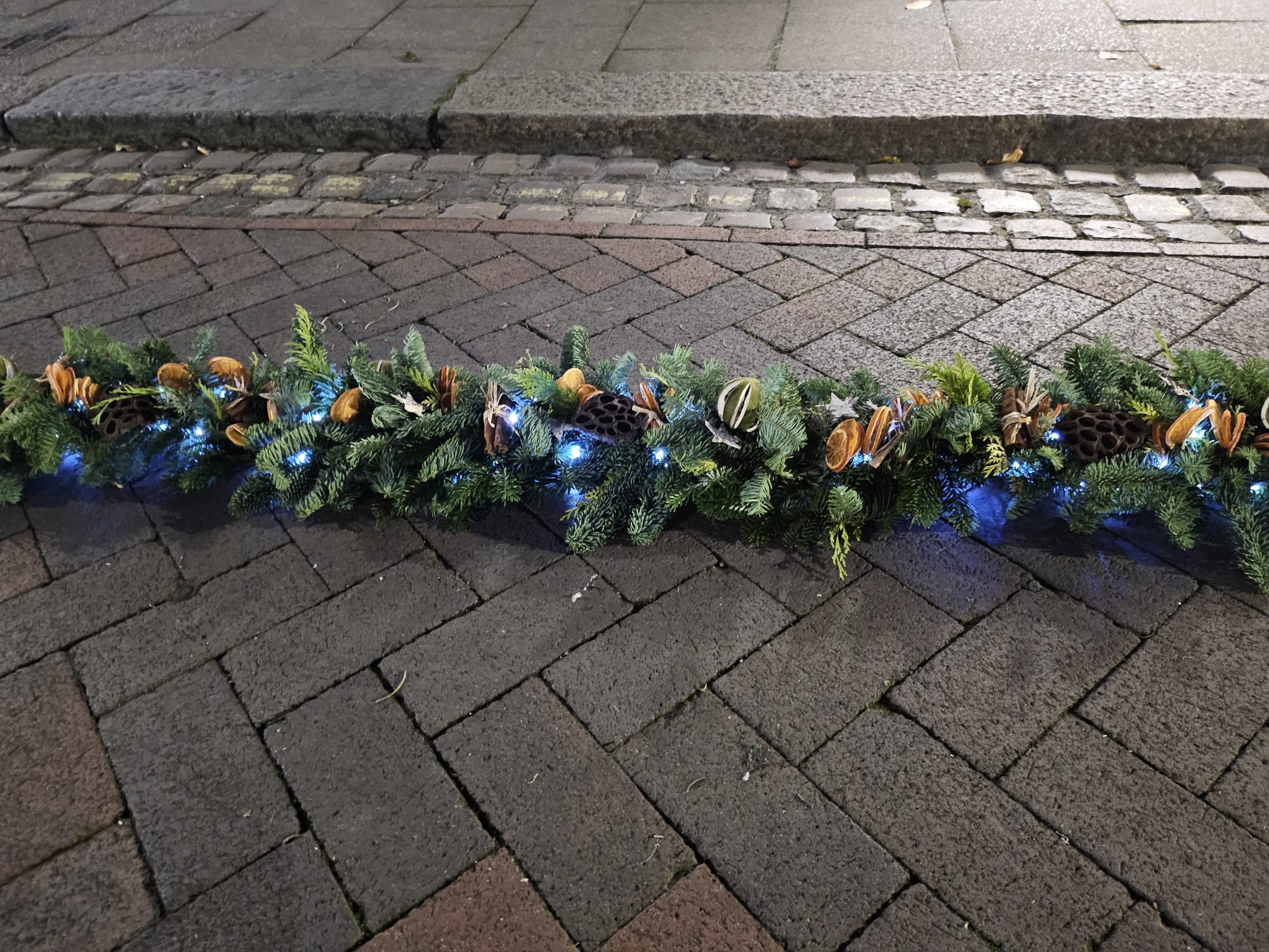 Lotty's Special 6.5 Ft garlands