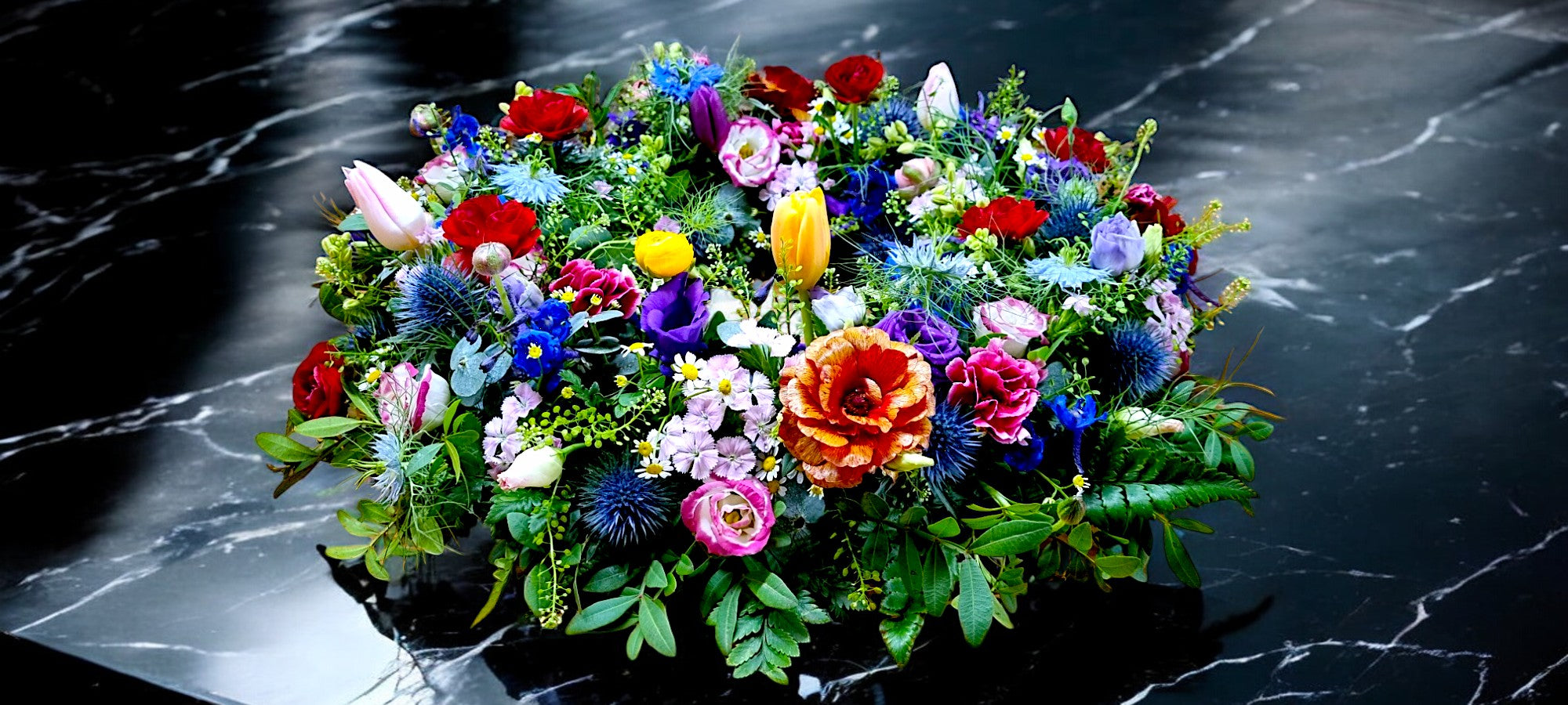 Multicoloured mixed flowers wreath - A Vibrant Celebration of Life