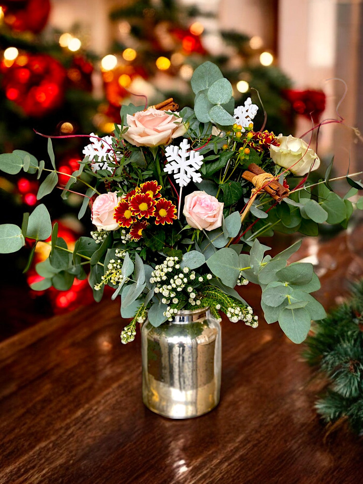 Xmas Fresh Floral Arrangement