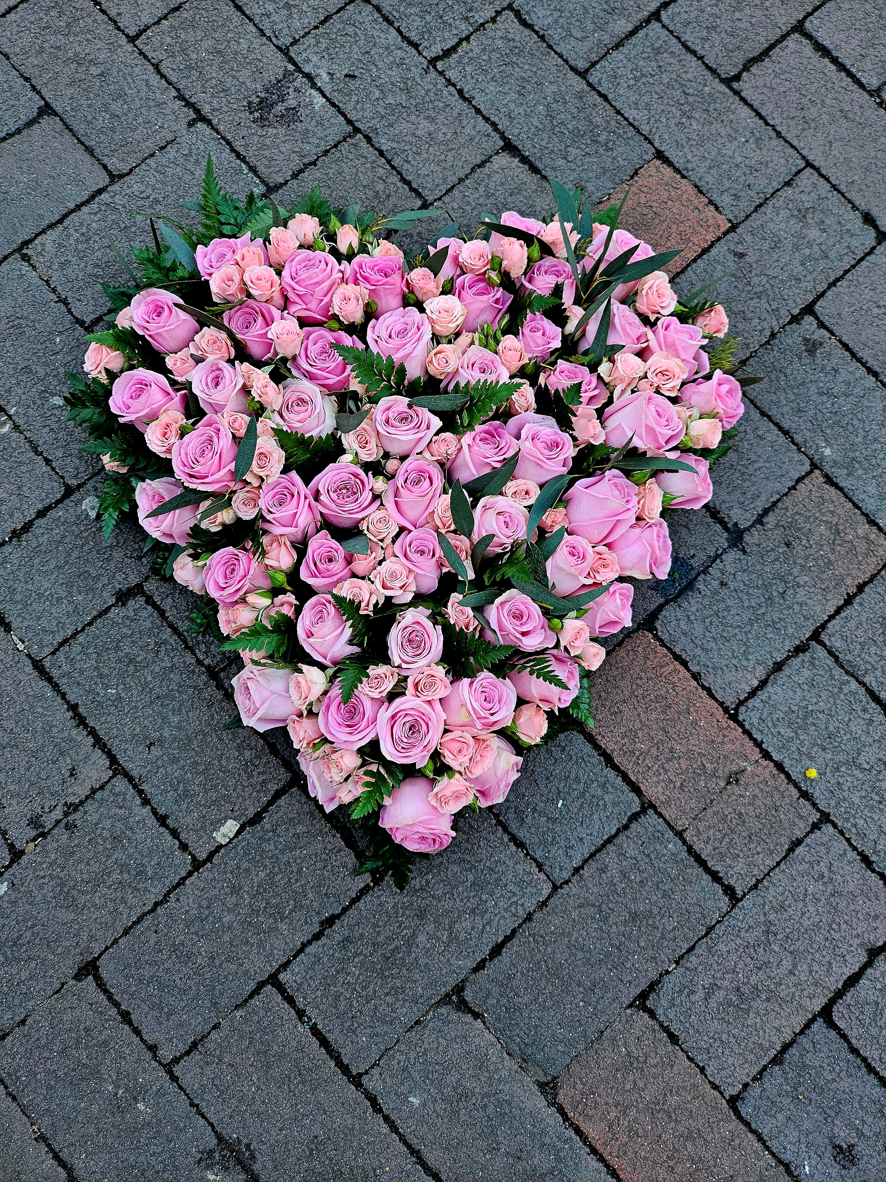 Pink Rose Heart Tribute